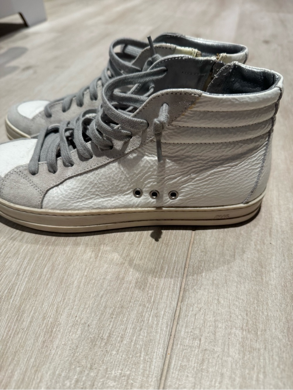 P448 Skate Gitana Women's Gray High-Top Sneakers Size 8 - Picture 4 of 9
